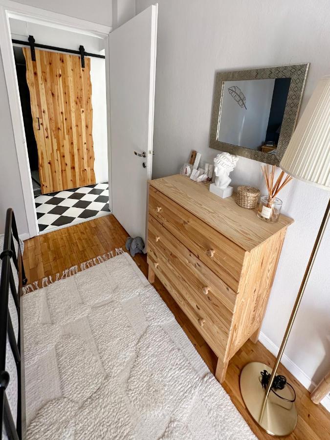 Spacious 82 M2 Two Bedroom Classy Apartment Near City Center Солун Екстериор снимка
