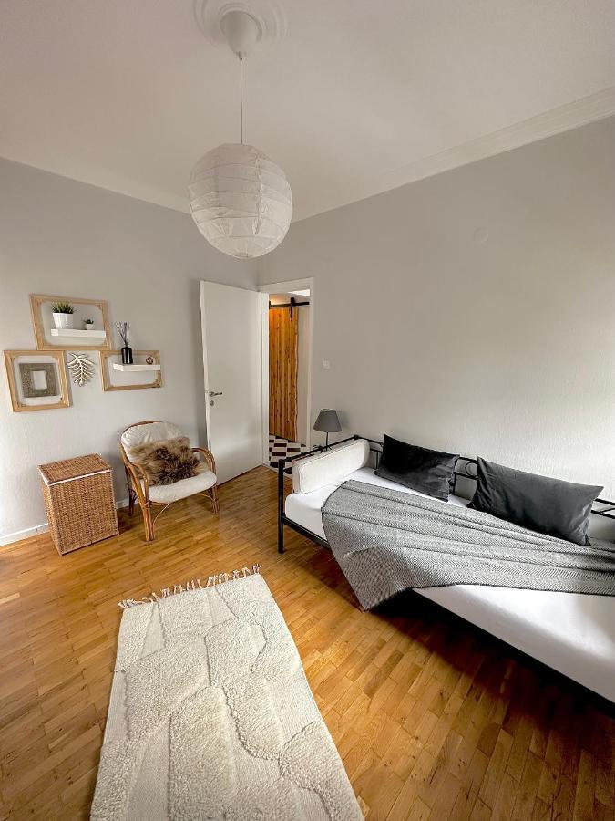 Spacious 82 M2 Two Bedroom Classy Apartment Near City Center Солун Екстериор снимка