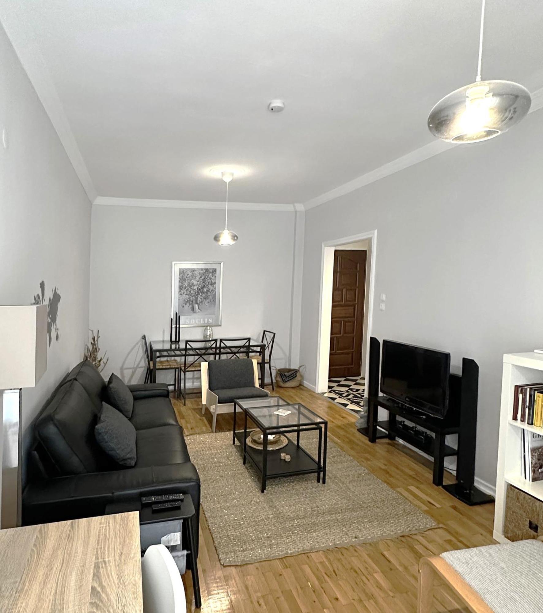 Spacious 82 M2 Two Bedroom Classy Apartment Near City Center Солун Екстериор снимка